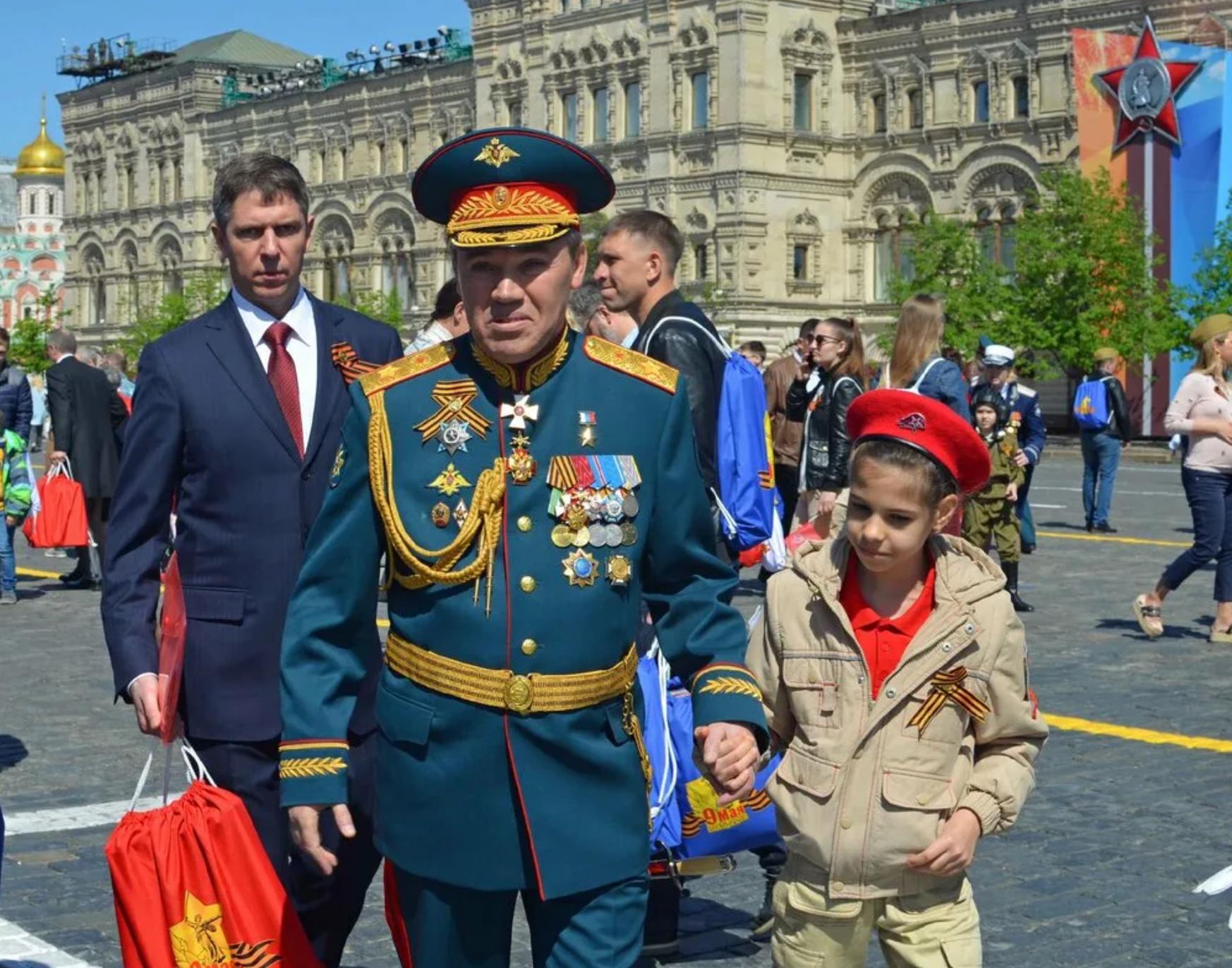 Командующий парадом победы в москве. Валерий Васильевич Герасимов. Генерал армии Герасимов Валерий Васильевич. Герасимов Валерий Васильевич 2020. Герасимов Валерий Васильевич 2020 генерал.